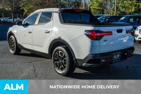 More photos of 2022 Hyundai Santa Cruz SEL Premium at ALM Kennesaw, GA