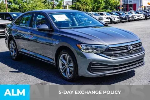 More photos of 2024 Volkswagen Jetta 1.5T SE at ALM Kennesaw, GA