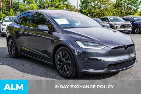 More photos of 2022 Tesla Model X at ALM Kennesaw, GA
