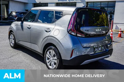 More photos of 2023 Kia Soul LX at ALM Kennesaw, GA