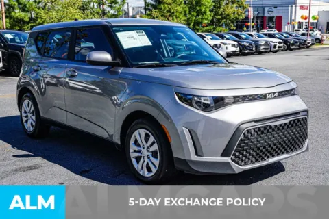 More photos of 2023 Kia Soul LX at ALM Kennesaw, GA