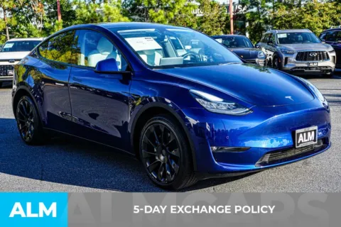 More photos of 2022 Tesla Model Y Long Range at ALM Kennesaw, GA