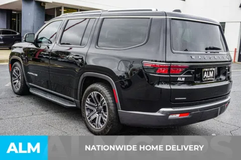 More photos of 2022 Jeep Wagoneer Series III at ALM Kennesaw, GA