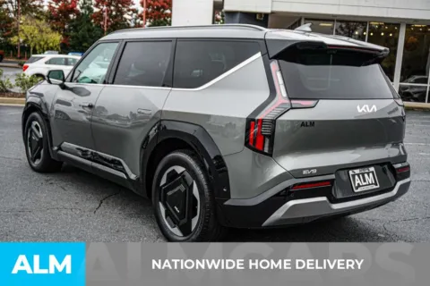 More photos of 2024 Kia EV9 Land at ALM Kennesaw, GA