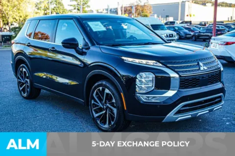 More photos of 2024 Mitsubishi Outlander SE at ALM Kennesaw, GA