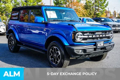 More photos of 2024 Ford Bronco Outer Banks at ALM Kennesaw, GA