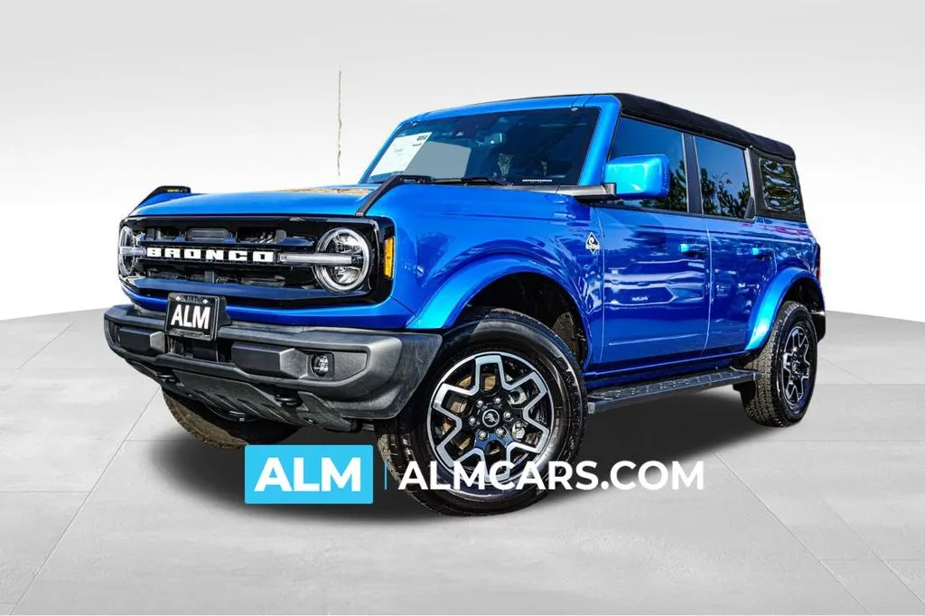 2024 Ford Bronco 4-Door Outer Banks's photo