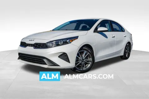 White 2023 Kia Forte LXS for sale in Kennesaw, GA