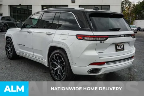 More photos of 2022 Jeep Grand Cherokee Summit at ALM Kennesaw, GA