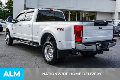 More photos of 2022 Ford F-450SD Lariat at ALM Gwinnett, GA