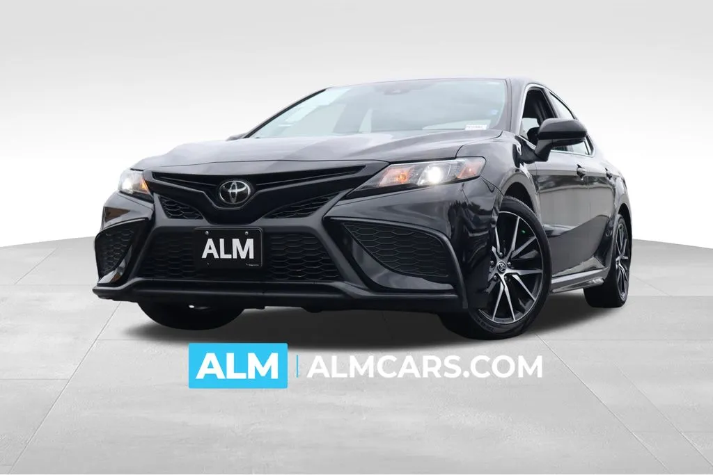 Black 2023 Toyota Camry SE for sale in Duluth, GA