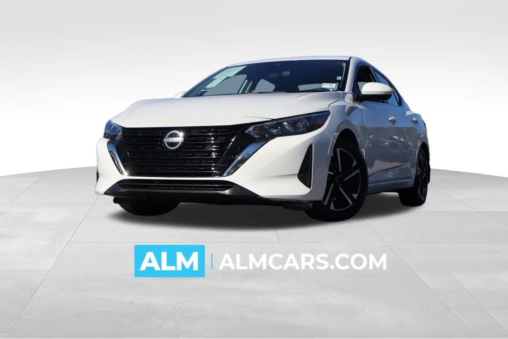 2024 Nissan Sentra SV's photo