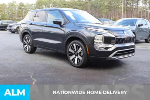 More photos of 2025 Mitsubishi Outlander SE at ALM Gwinnett, GA