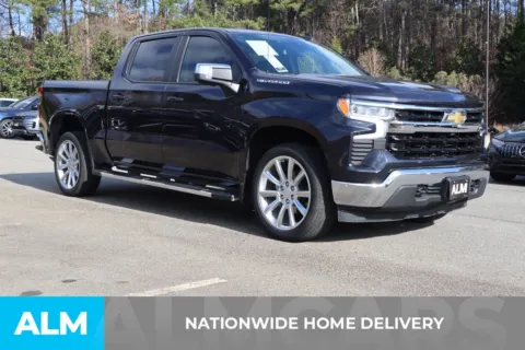 More photos of 2022 Chevrolet Silverado 1500 LT at ALM Gwinnett, GA