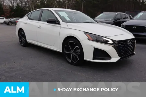 More photos of 2024 Nissan Altima 2.5 SR at ALM Gwinnett, GA