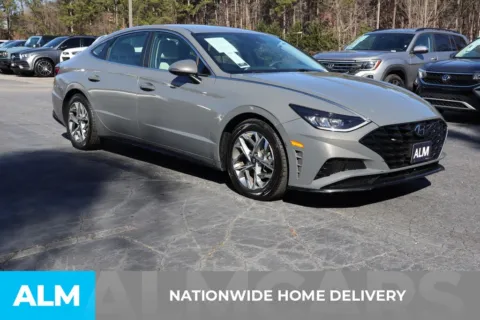 More photos of 2023 Hyundai Sonata SEL at ALM Gwinnett, GA