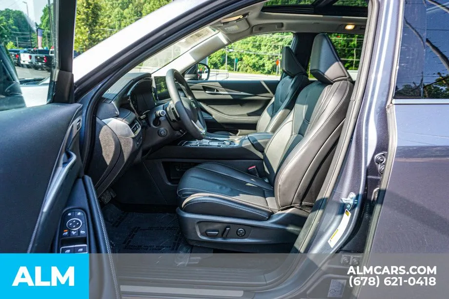 2025 INFINITI QX60 LUXE - Photo 18