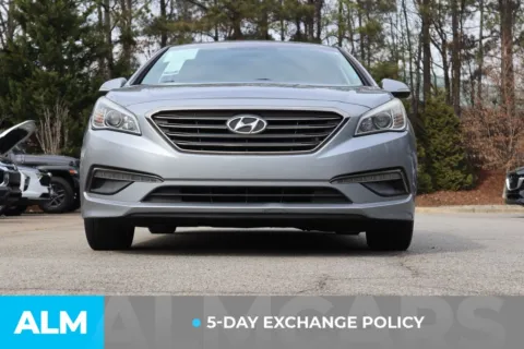 More photos of 2015 Hyundai Sonata Limited at ALM Gwinnett, GA