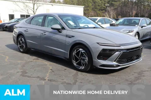 More photos of 2024 Hyundai Sonata SEL at ALM Gwinnett, GA