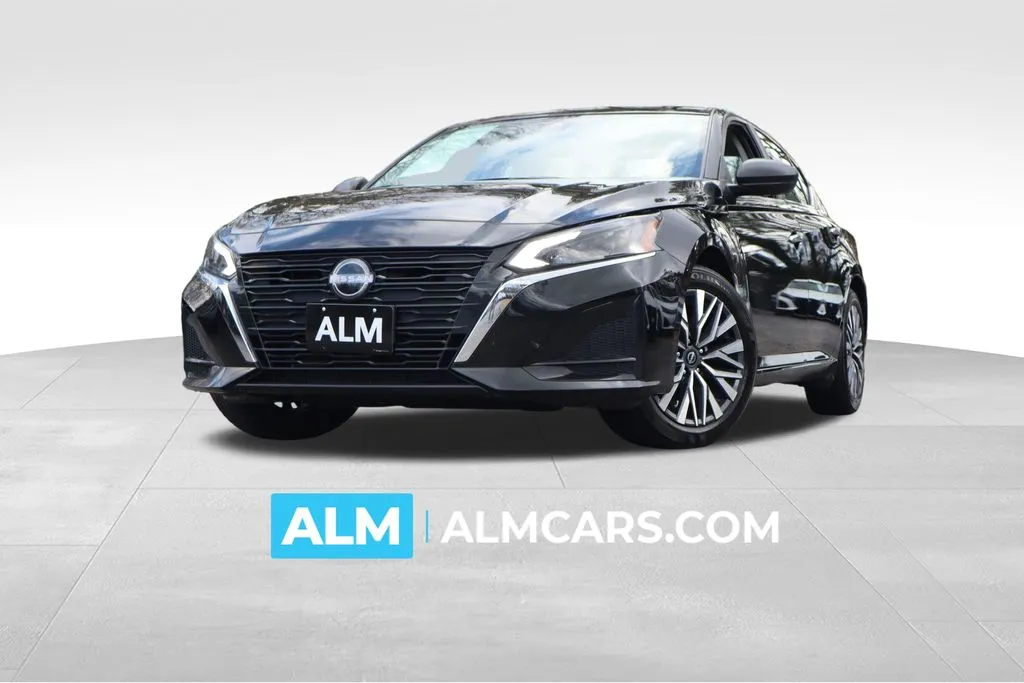 2025 Nissan Altima