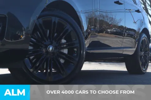 Photos of 2024 Land Rover Range Rover SE for sale in Duluth, GA at ALM Gwinnett