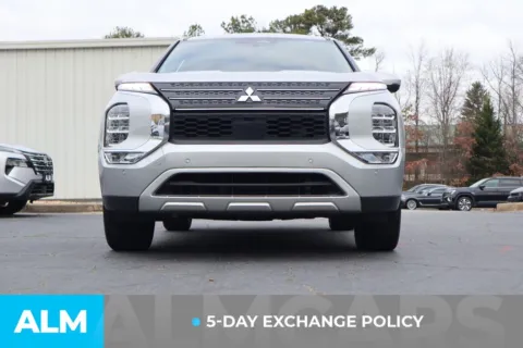 More photos of 2024 Mitsubishi Outlander SE at ALM Gwinnett, GA