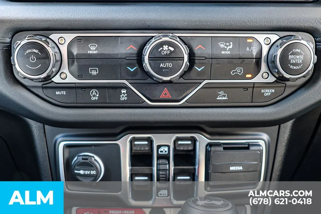 2024 Jeep Wrangler 4-Door Rubicon - Photo 44