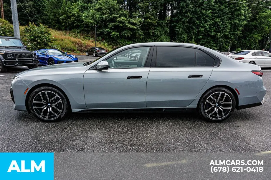 2024 BMW 7 Series 760i - Photo 7