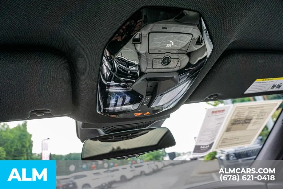 2024 BMW 7 Series 760i - Photo 35