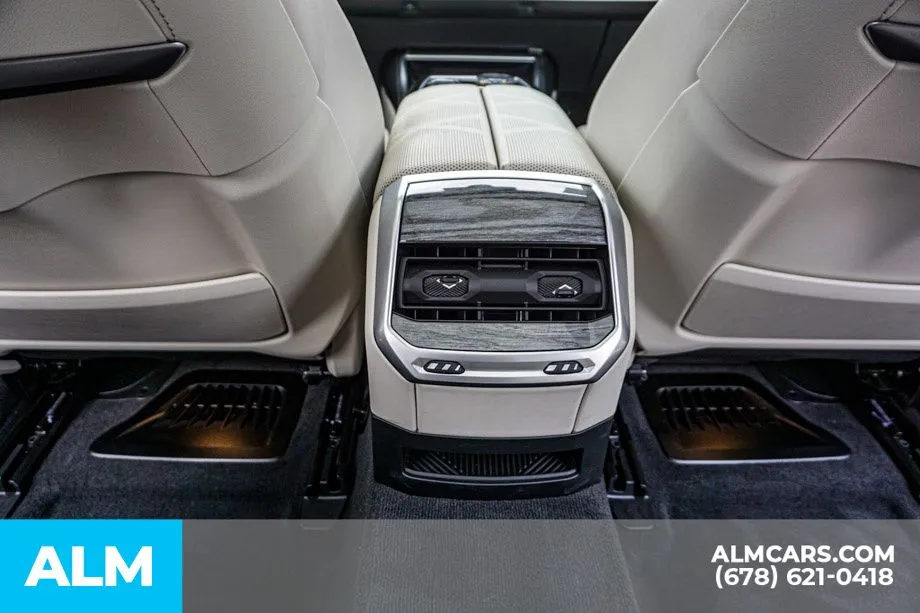 2024 BMW 7 Series 760i - Photo 31