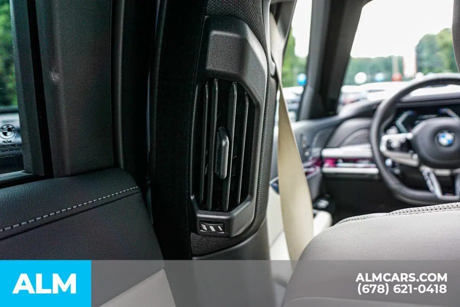 2024 BMW 7 Series 760i - Photo 33
