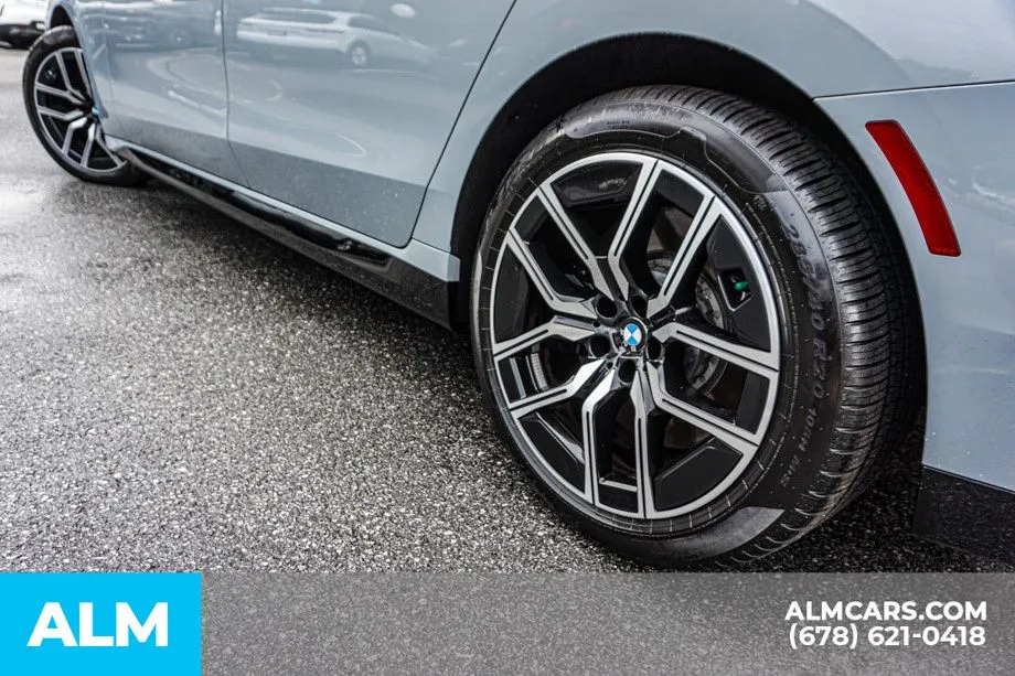2024 BMW 7 Series 760i - Photo 16