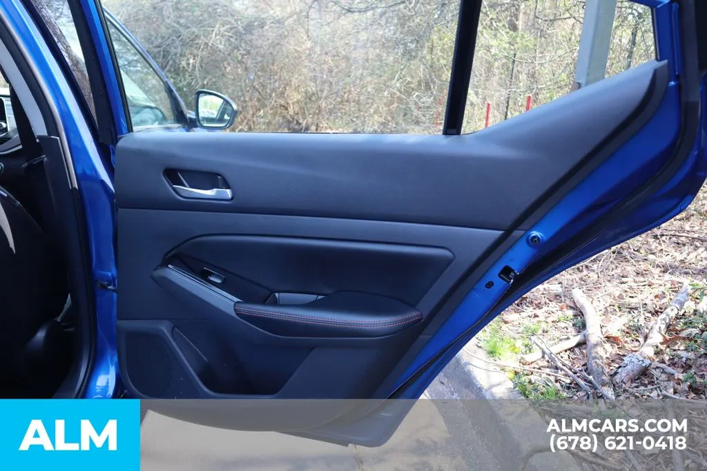 2025 Nissan Altima SR - Photo 23
