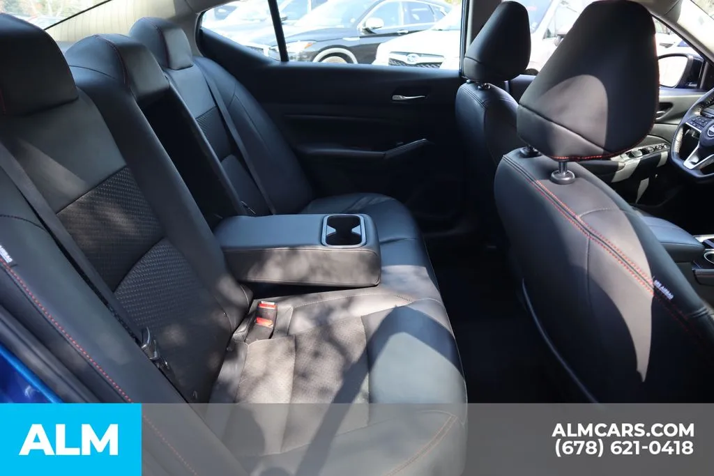 2025 Nissan Altima SR - Photo 21