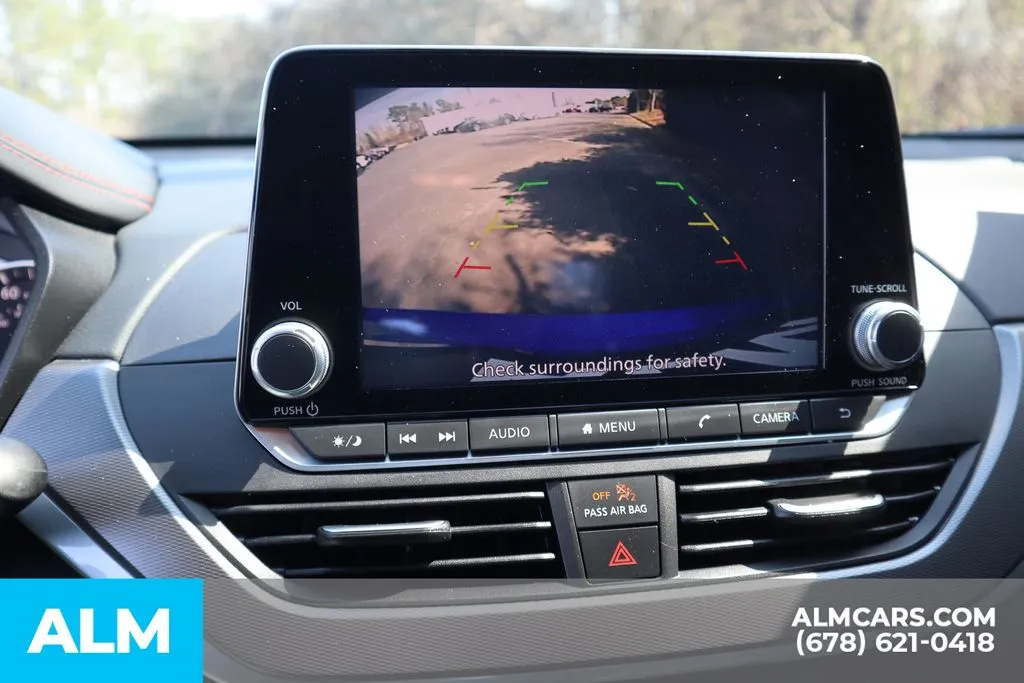 2025 Nissan Altima SR - Photo 32