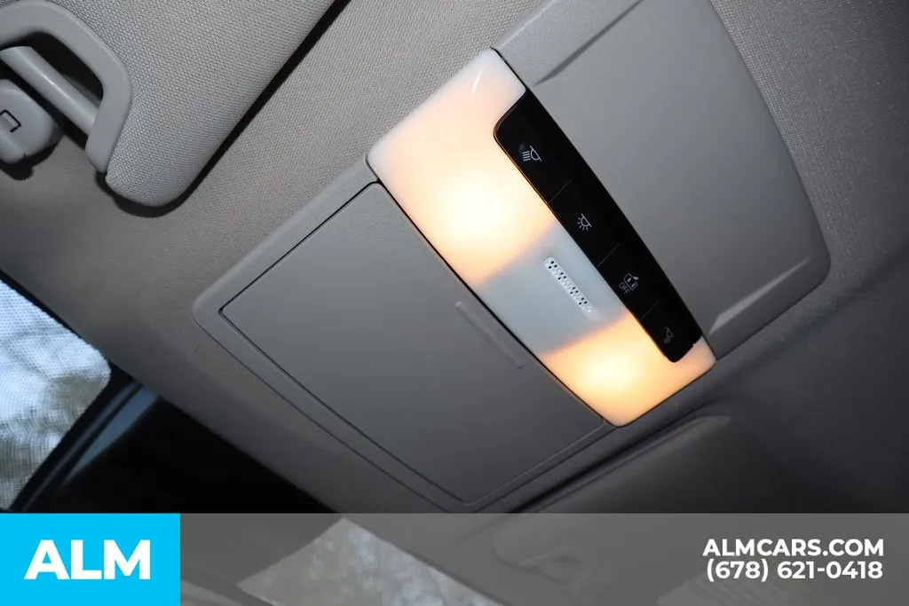 2025 Nissan Altima SR - Photo 33