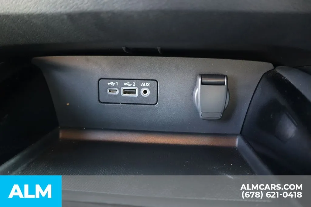 2025 Nissan Altima SR - Photo 31