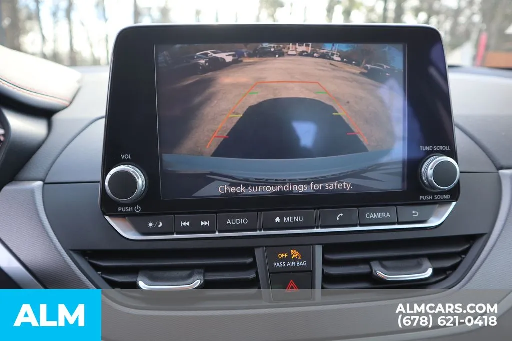 2025 Nissan Altima SR - Photo 31
