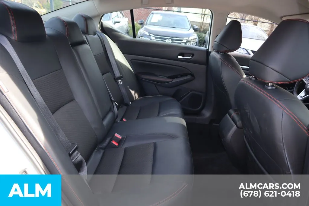 2025 Nissan Altima SR - Photo 20