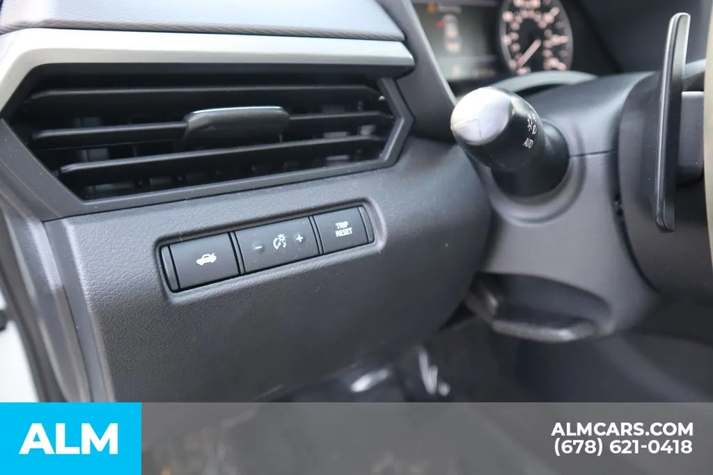 2025 Nissan Altima SR - Photo 12