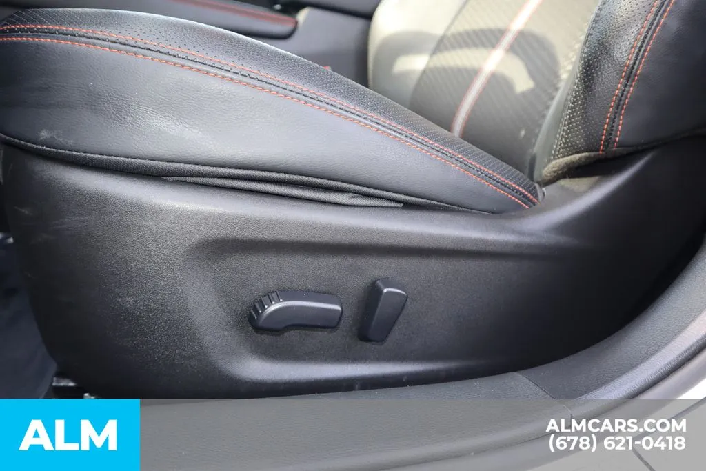 2025 Nissan Altima SR - Photo 11