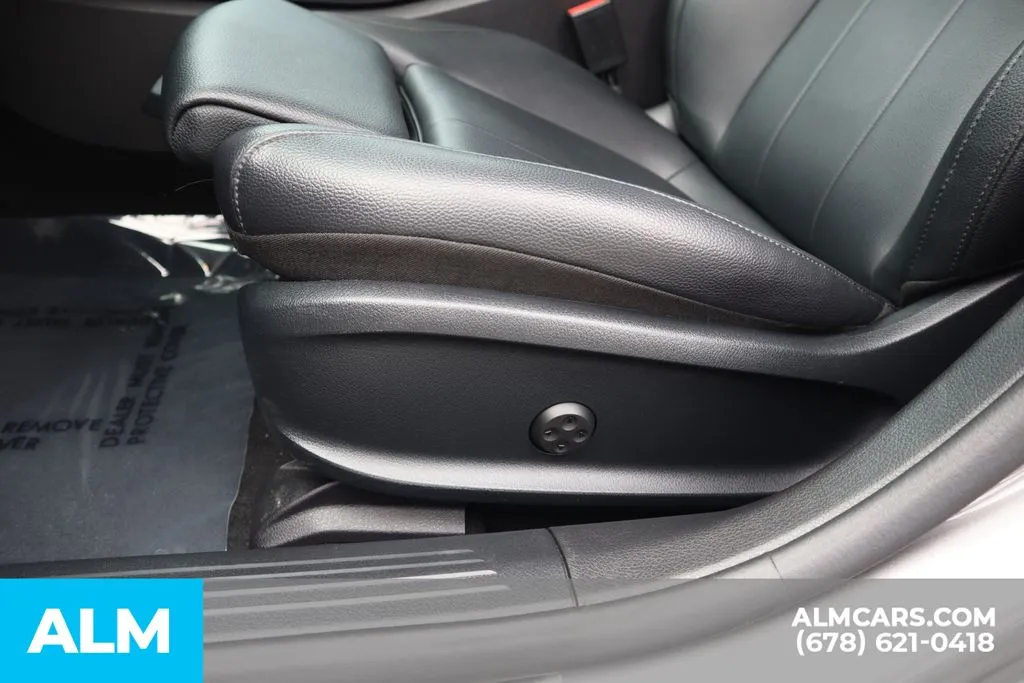 Mercedes-Benz A-Class photo 15