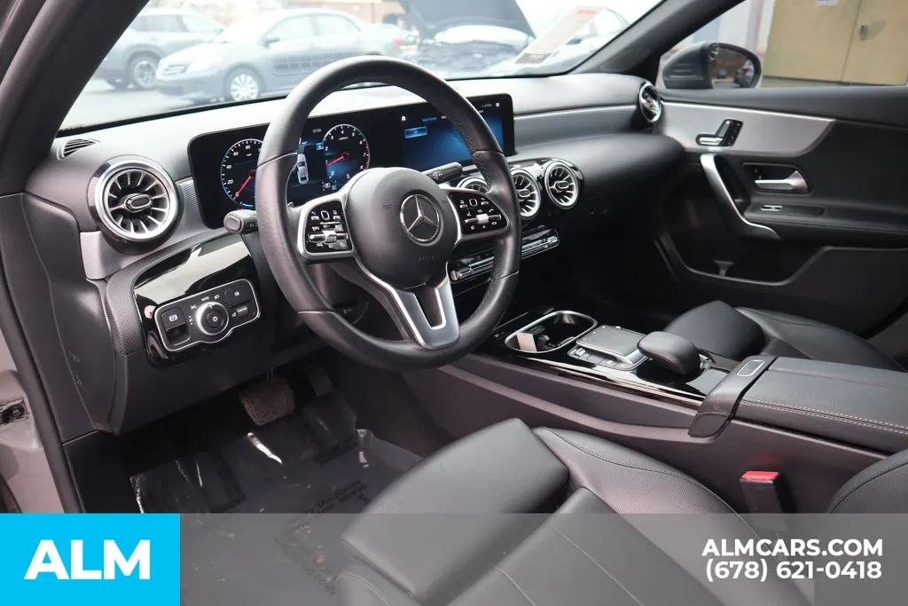 Mercedes-Benz A-Class photo 9