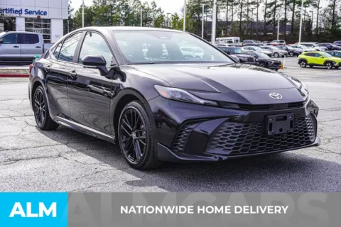 More photos of 2025 Toyota Camry SE at ALM Gwinnett, GA