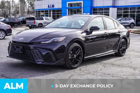 More photos of 2025 Toyota Camry SE at ALM Gwinnett, GA