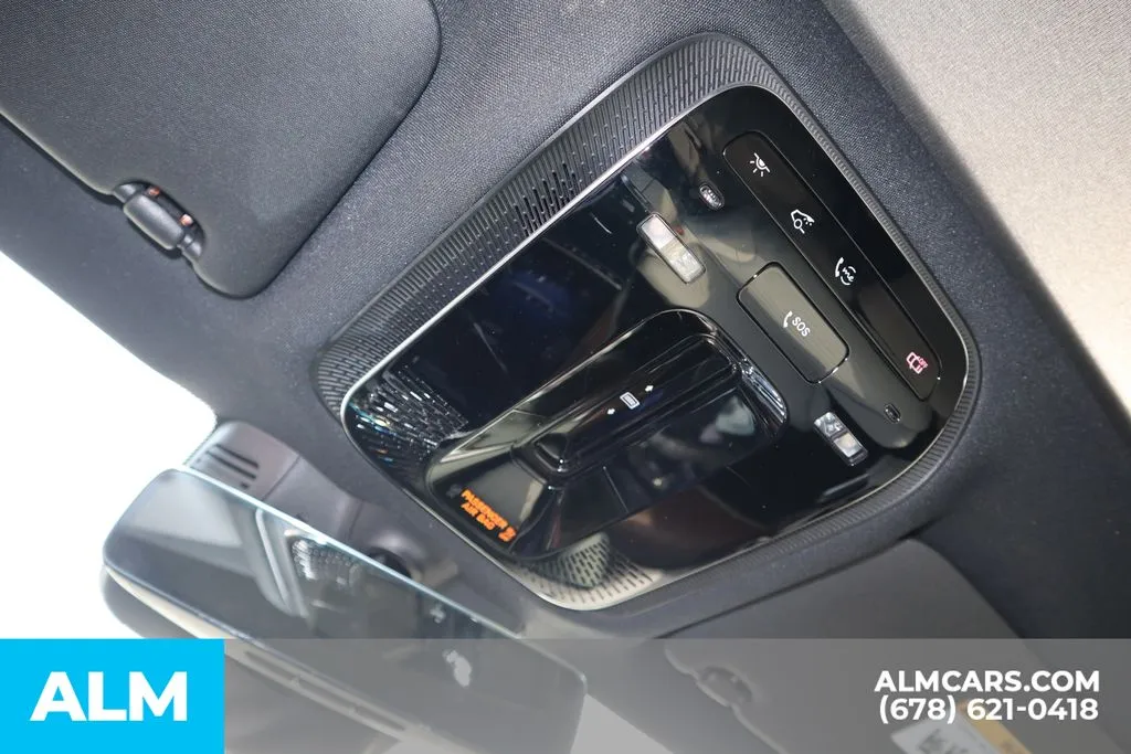 Mercedes-Benz GLC photo 35
