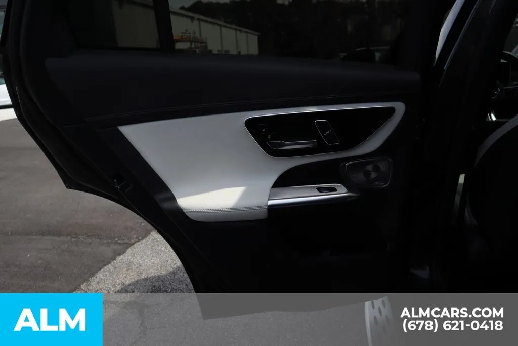 Mercedes-Benz GLC photo 21