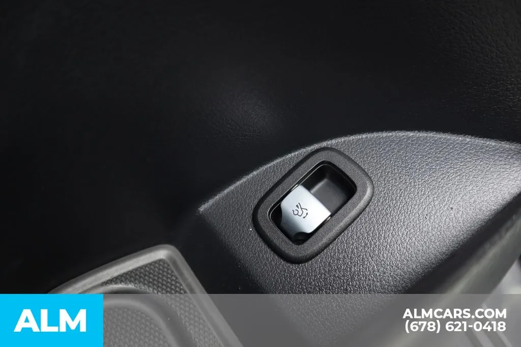 Mercedes-Benz GLC photo 14