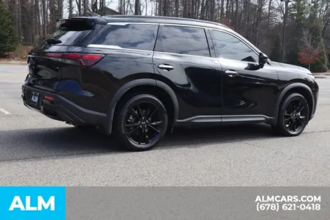 More photos of 2025 INFINITI QX60 LUXE at ALM Gwinnett, GA