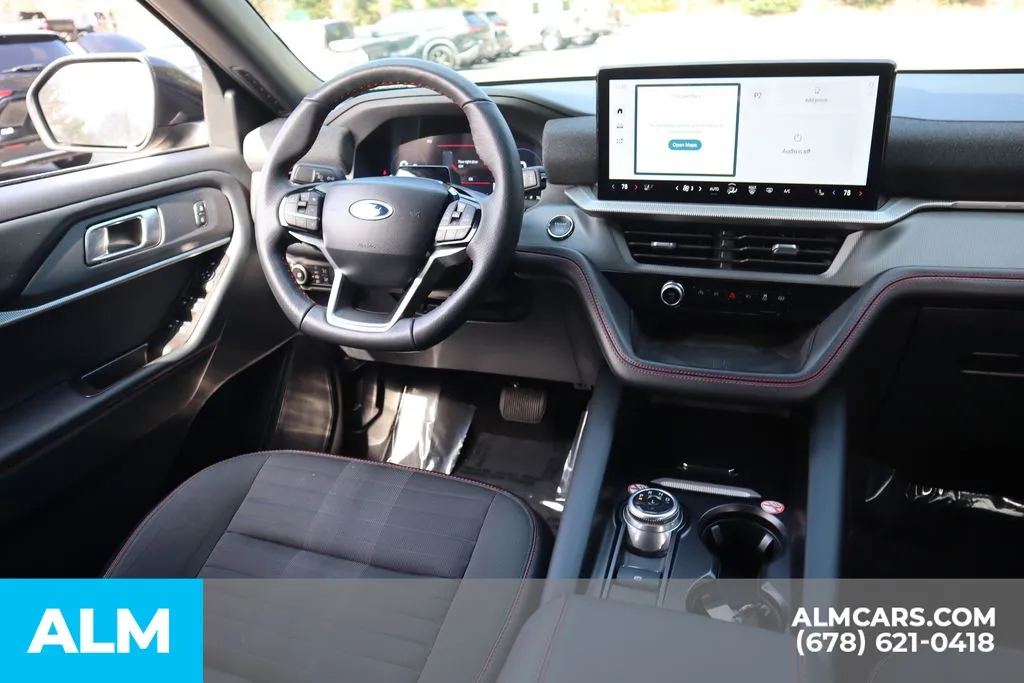 Ford Explorer photo 27